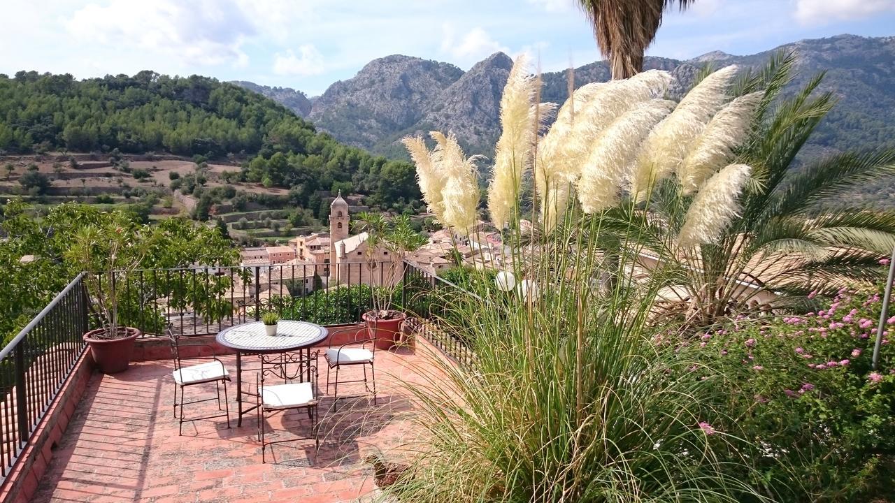 Villa Es Castellet De Bunola Bunyola Exterior foto