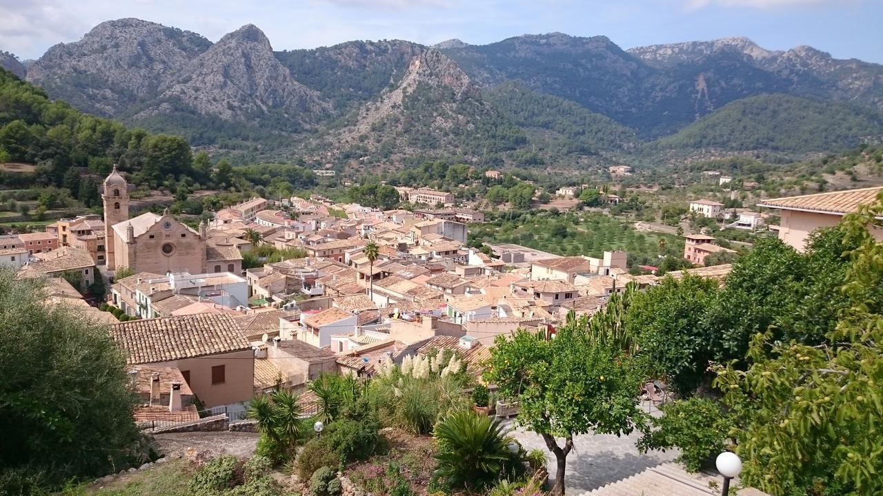 Villa Es Castellet De Bunola Bunyola Exterior foto